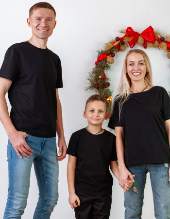 Футболки чорні