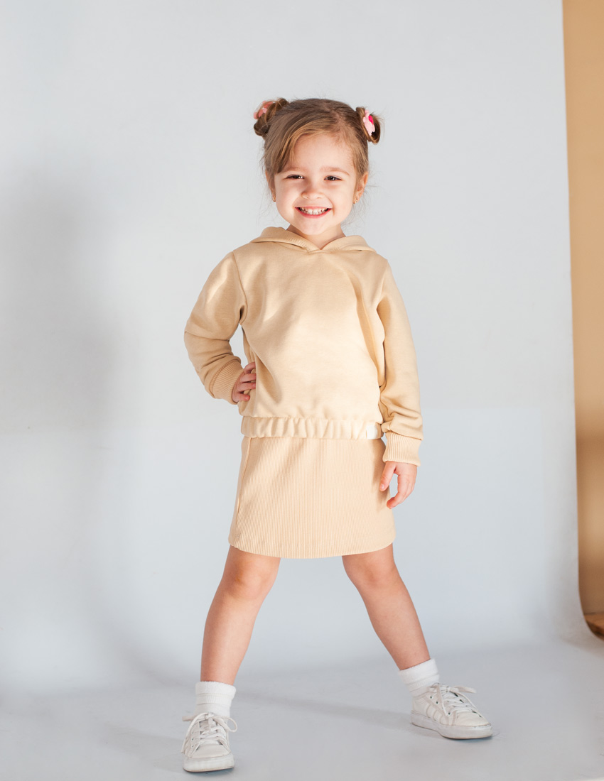 Худі №11 Мигдальний Lookasi