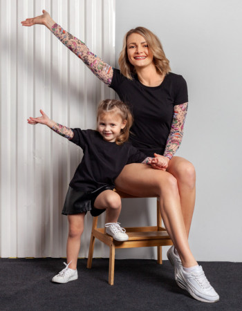 Футболка Дрейк з тату рукавами girl tattoo жіноча Футболка Дрейк з тату рукавами girl tattoo жіноча
