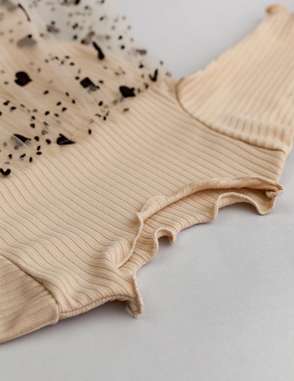 Боді Лавелла молочний із серцями