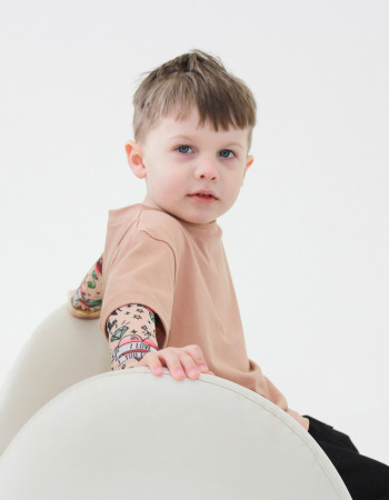 Футболка Дрейк з тату рукавами tattoo style
