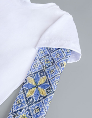 Футболка з тату-рукавами Дрейк Вишиванка біла