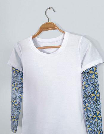 Футболка Дрейк жіноча з тату-рукавами Вишиванка біла З Україною в сердці