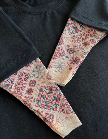 Футболка з тату-рукавами Дрейк Українські мотиви Тризуб Квіти України Футболка з тату-рукавами Дрейк Українські мотиви Тризуб Квіти України