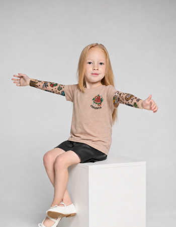 Футболка Дрейк з тату рукавами tattoo style Соковита