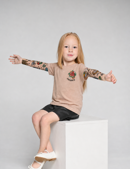 Футболка Дрейк з тату рукавами tattoo style Соковита