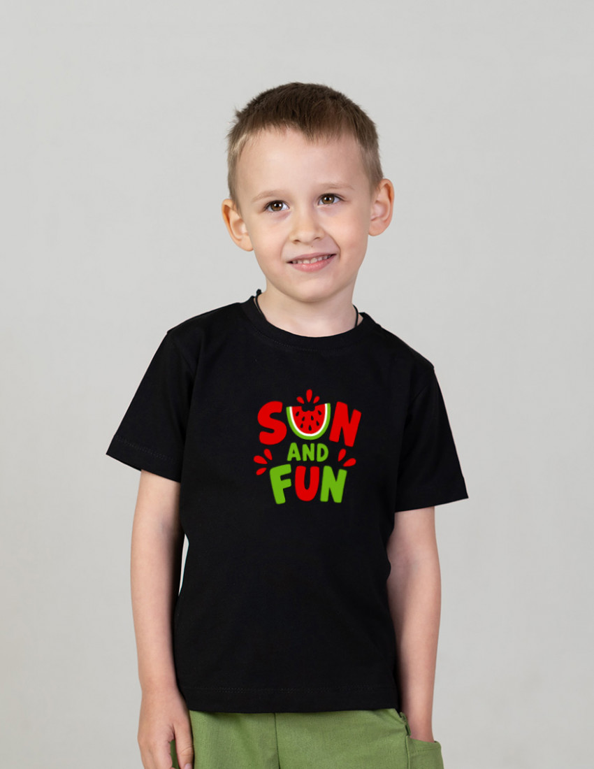 Футболка Овер чорна Sun and Fun
