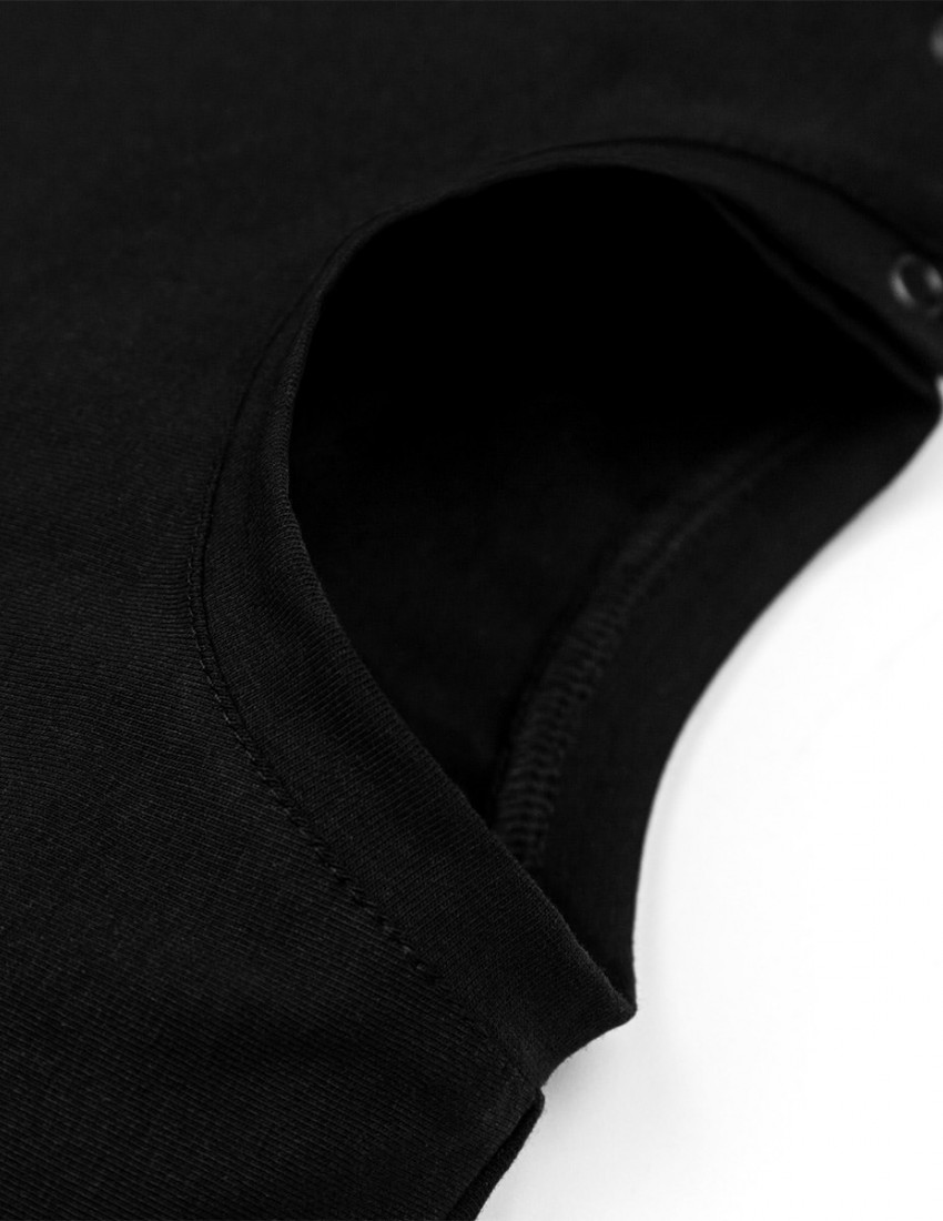 Футболка Овер чорна Сильна бо вільна