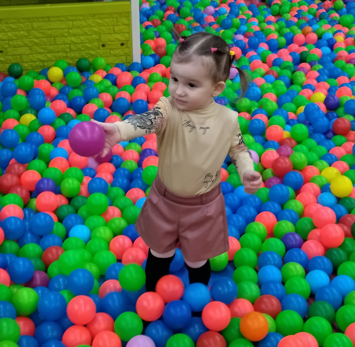 Фото дитини з публічного відгуку Evgakids: Шорты Мосси розовые