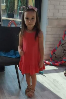 Фото дитини з публічного відгуку Evgakids: Сукня Лейза коралова